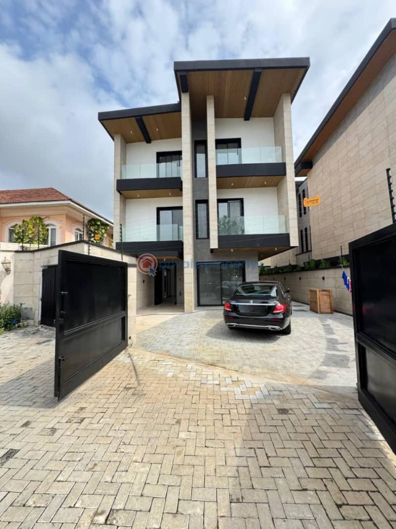 4 bedroom Detached Duplex For Sale Off 2nd Avenue Banana Island Ikoyi Lagos