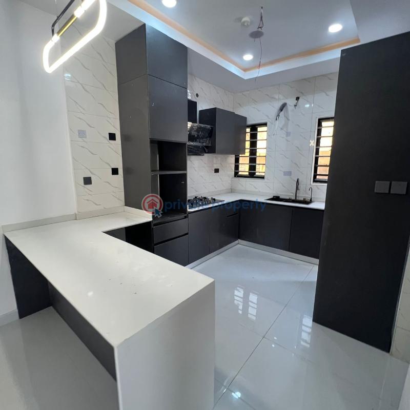4 bedroom Detached Duplex For Rent Crown Estate Ajah Lagos - 3