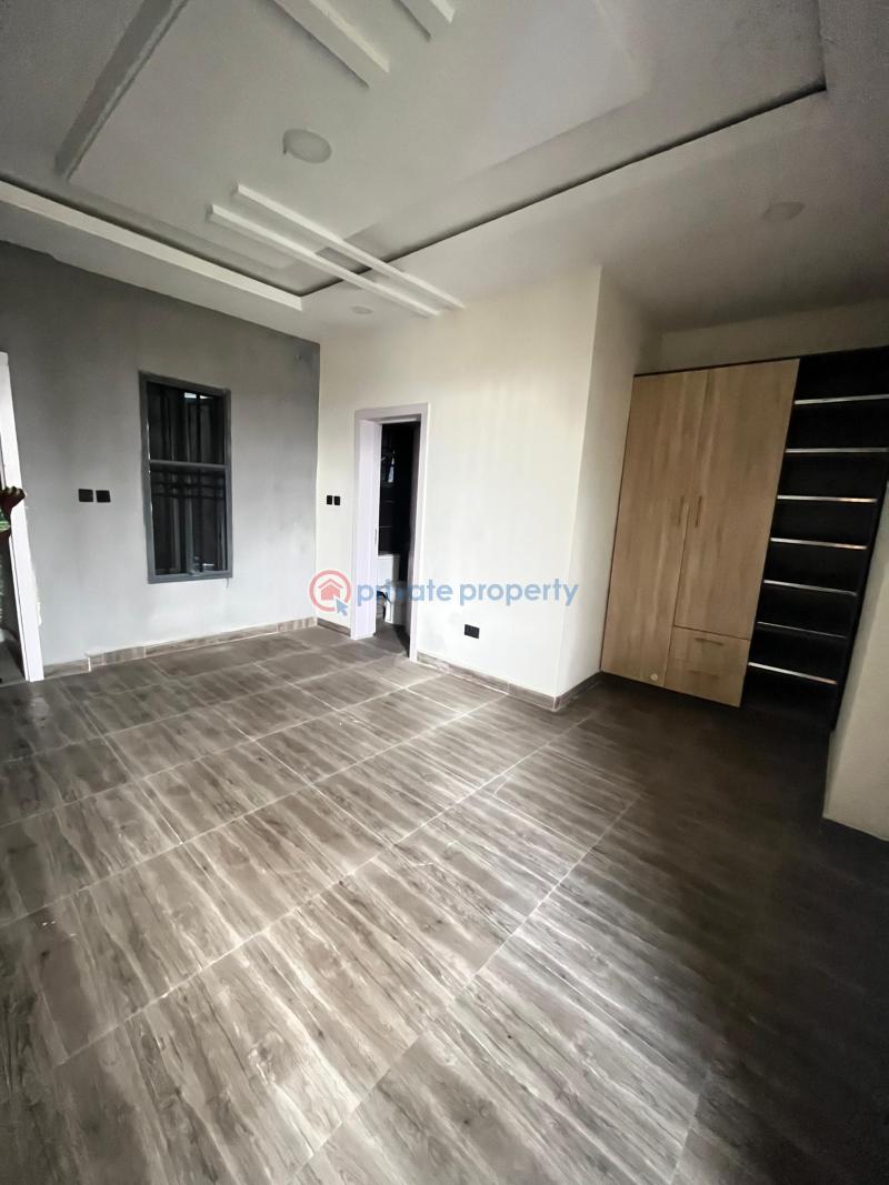 4 bedroom Terraced Duplex For Rent Off Ologolo Road Ologolo Lekki Lagos - 4