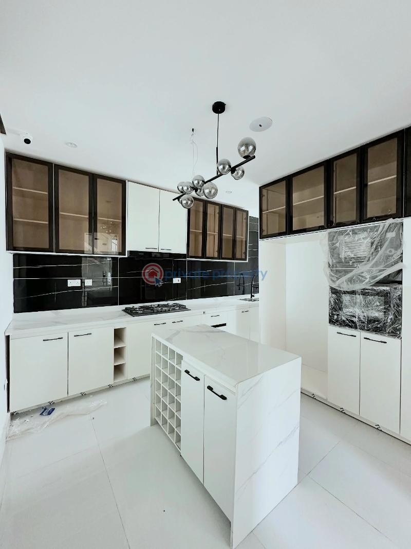 Brand new 4 bedroom duplex - 4 4 bedroom Townhouse For Rent Ikate Elegushi Lekki Lagos - 4