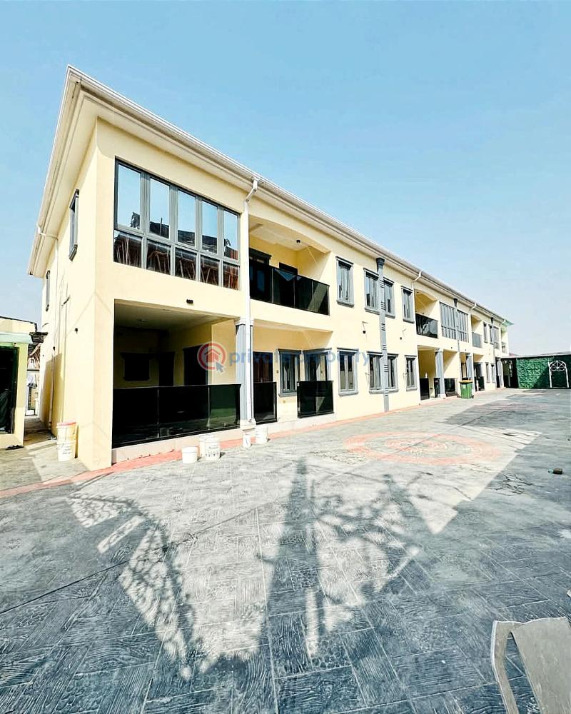 4 bedroom Terrace For Rent Lekki Phase 1 Lagos - 0