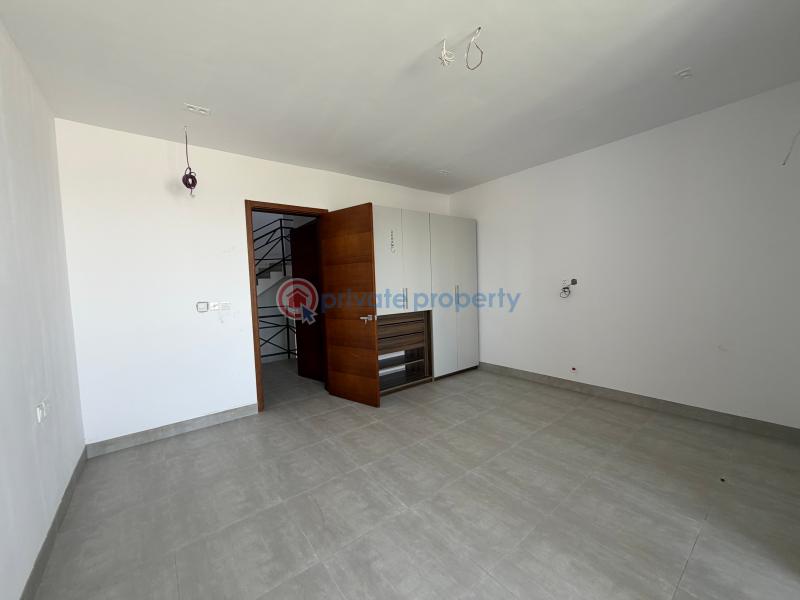 4 bedroom Terraced Duplex For Sale Off Sanusi Fafunwa Street Victoria Island Lagos - 15