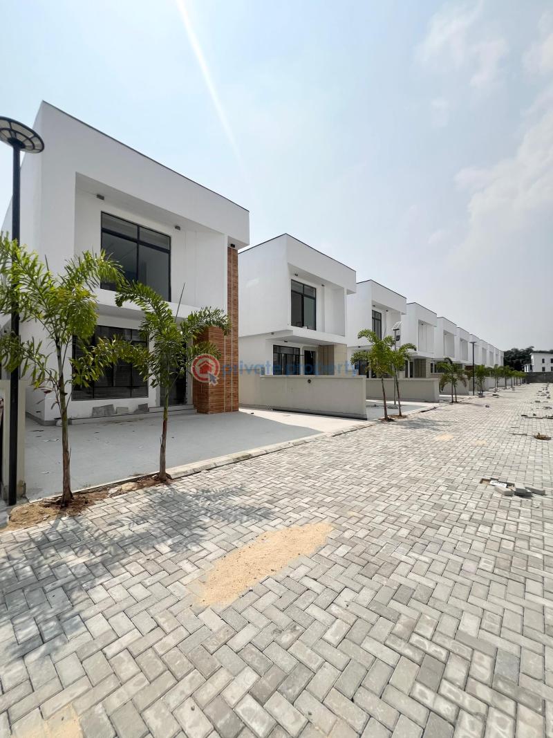 4 bedroom Detached Duplex For Sale Orchid Road Chevron Drive Lekki Lagos - 5