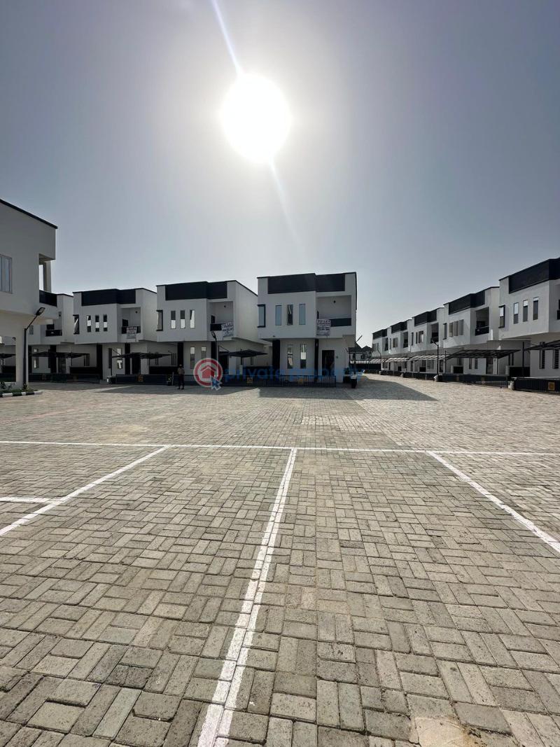 4 bedroom Detached Duplex For Rent Ikota Lekki Lagos - 12