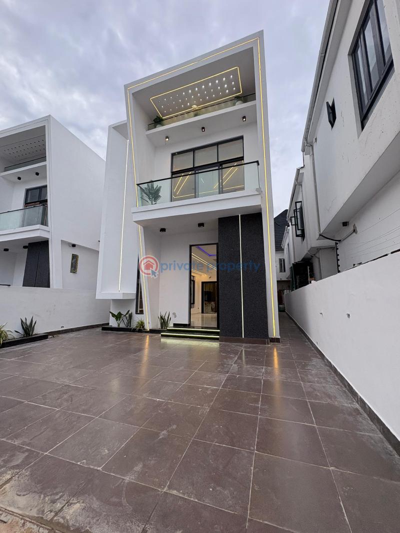4 bedroom Detached Duplex For Sale Orchid Road, 2nd Tollgate, Lafiaji Lekki Lagos - 0