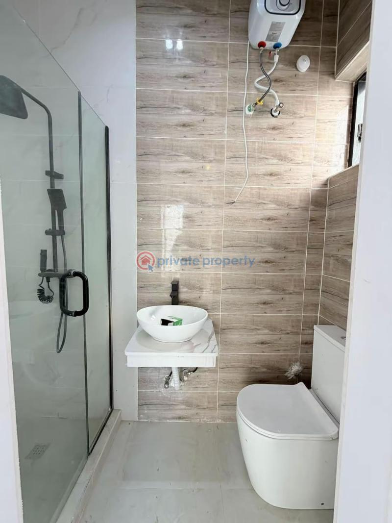 4 bedroom Detached Duplex For Sale Chevron Drive Lekki Lagos - 13