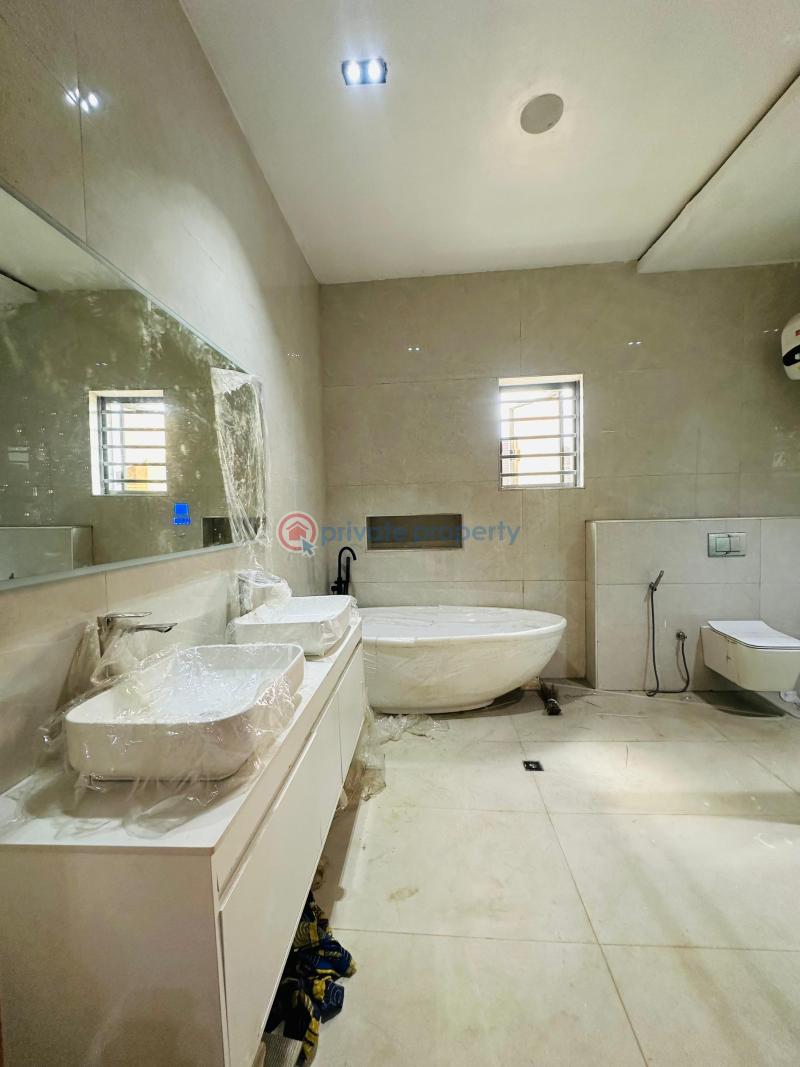 4 bedroom Detached Duplex For Sale Surulere Lagos - 1