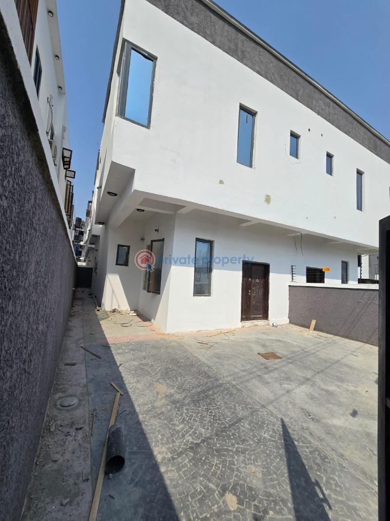 4 bedroom Semi detached Duplex For Sale Ologolo Lekki Lagos - 1