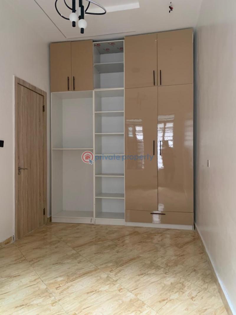 4 bedroom Semi detached Duplex For Rent Opposite Charvon At Ochid Road Chevron Drive Lekki Lagos - 3
