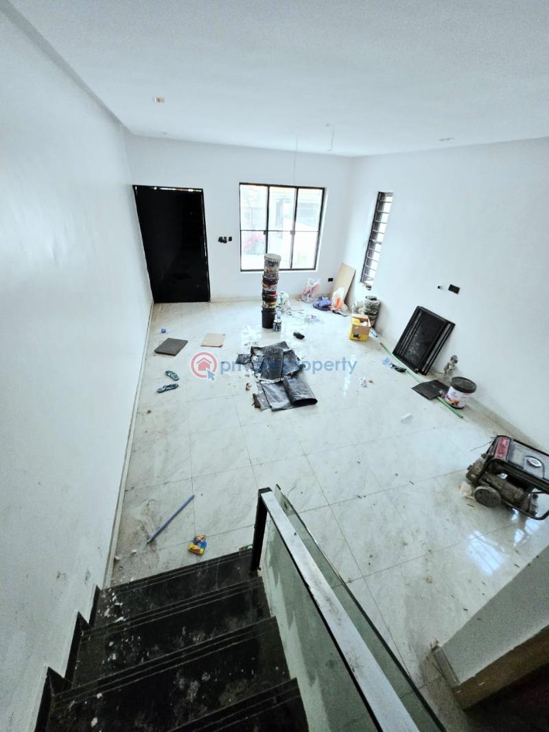 4 bedroom Semi detached Duplex For Sale Chevron Drive Lekki Lagos - 1