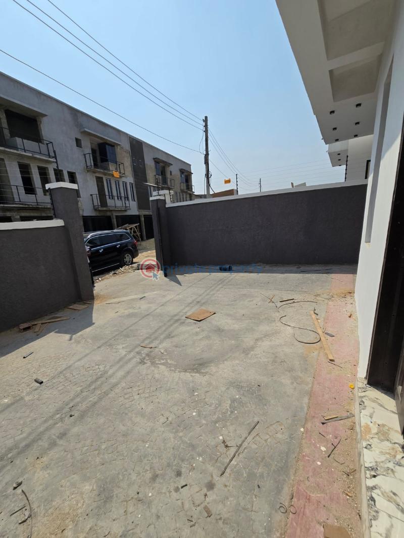 4 bedroom Semi detached Duplex For Sale Ologolo Lekki Lagos - 7