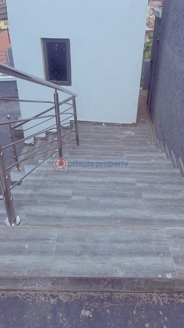 4 bedroom Semi detached Duplex For Sale Ogudu GRA Lagos - 4