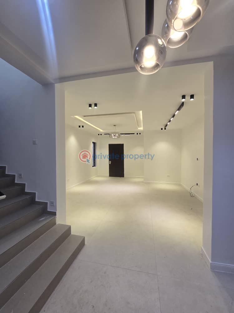 4 bedroom Semi detached Duplex For Rent Lekki Phase 1 Lagos - 3