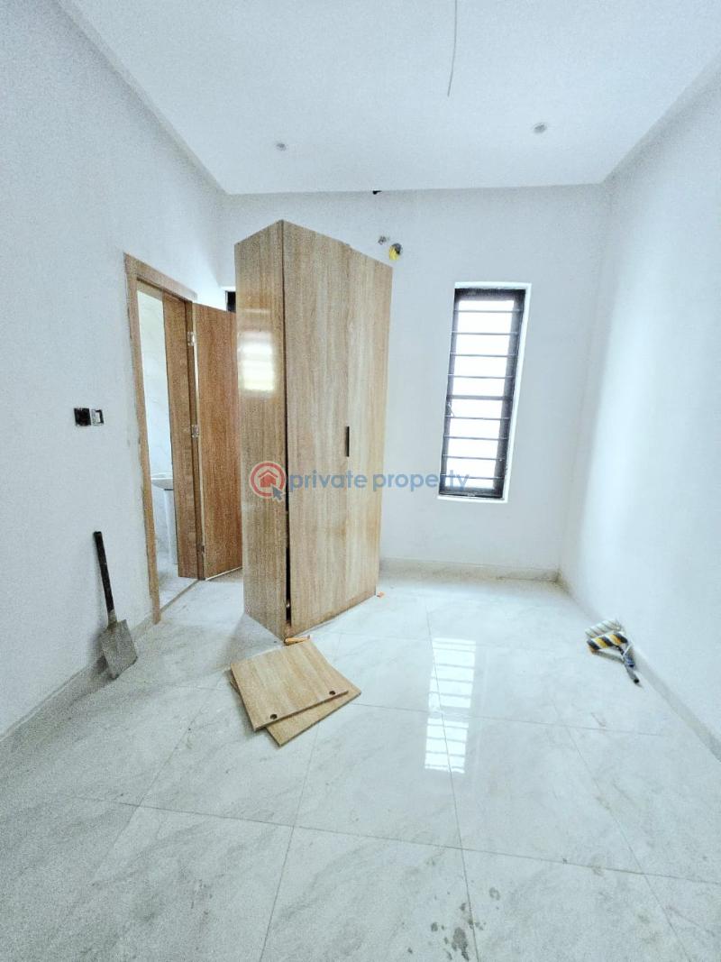 4 bedroom Semi detached Duplex For Sale Chevron Drive Lekki Lagos - 2