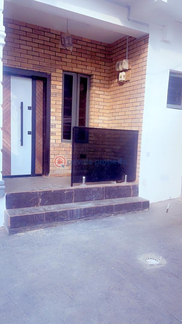 4 bedroom Semi detached Duplex For Sale Ogudu GRA Lagos - 2