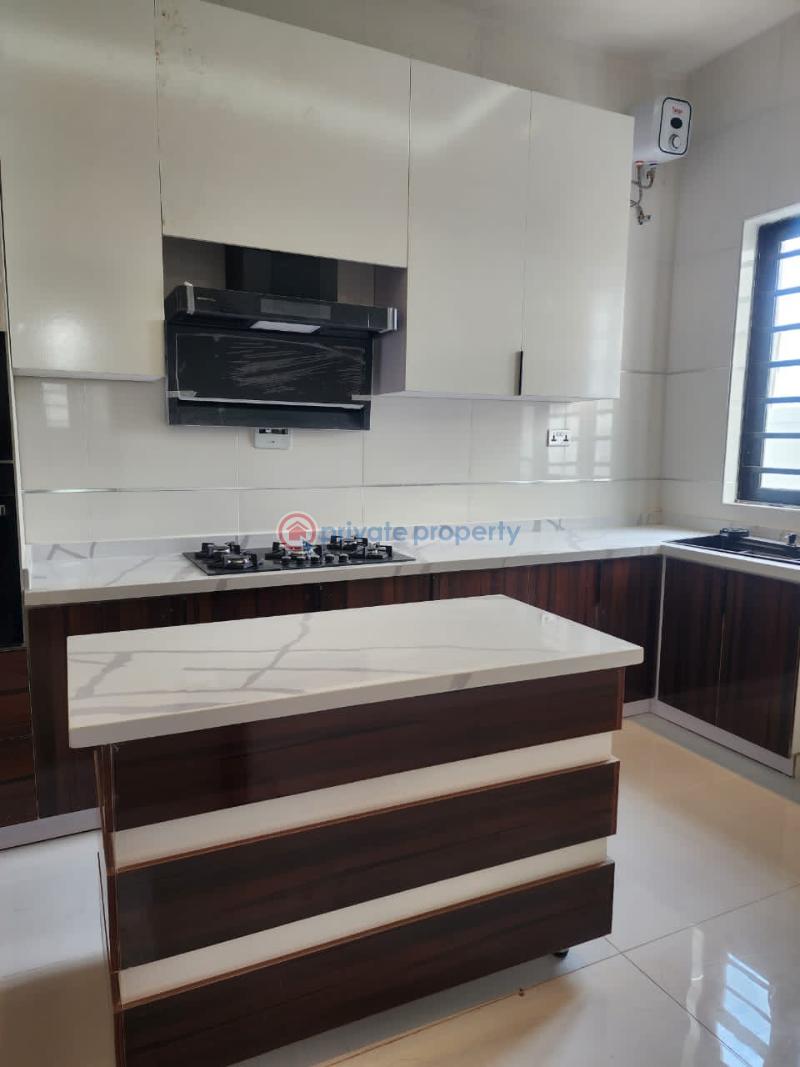 4 bedroom Semi detached Duplex For Sale Secure Estate At Chevron Lekki Chevron Drive Lekki Lagos - 11