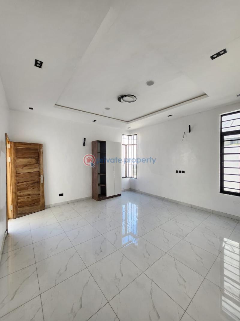 4 bedroom Semi detached Duplex For Sale Chevron Drive Lekki Lagos - 10