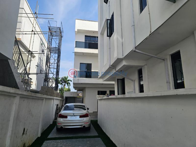 4 bedroom Semi detached Duplex For Sale Parkview Estate Ikoyi Lagos - 0