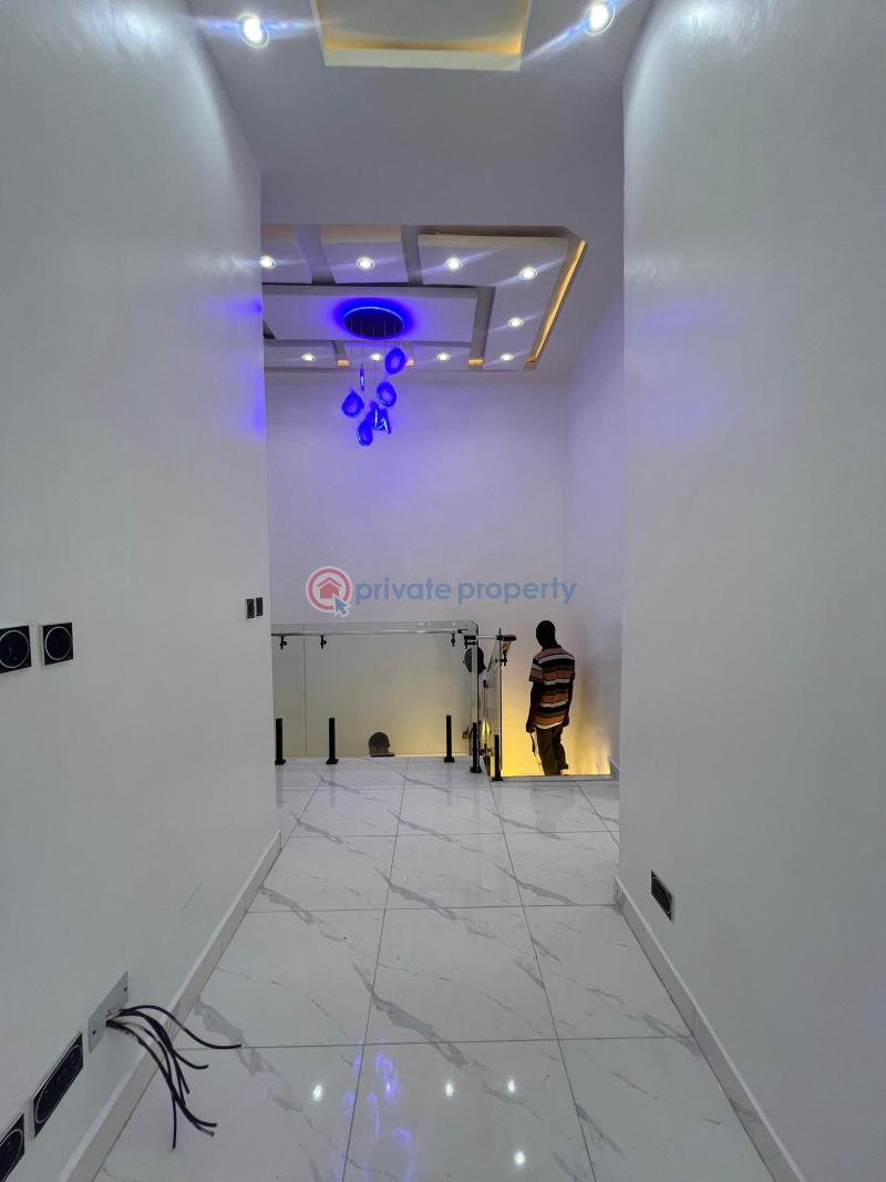 4 bedroom Semi detached Duplex For Sale Ikota Lekki Lagos - 4
