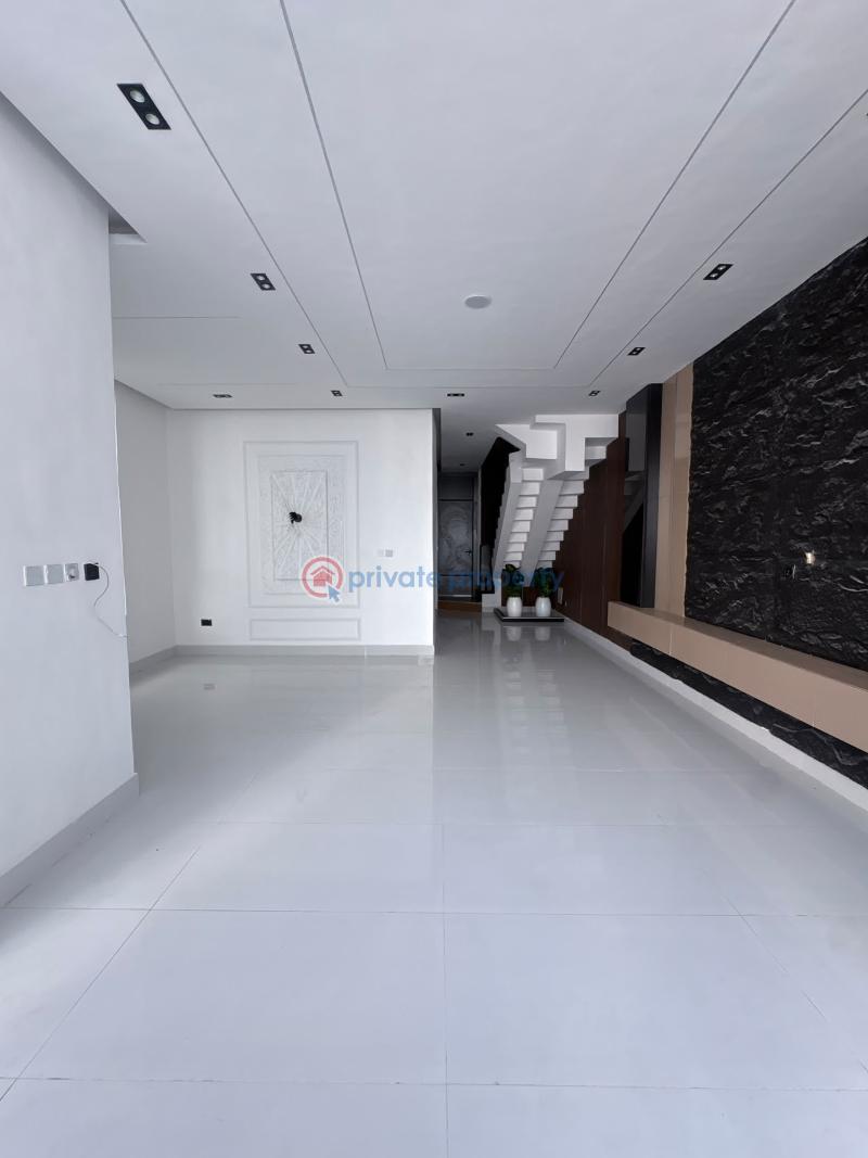 4 bedroom Semi detached Duplex For Sale Chevron Drive Lekki Lagos - 13