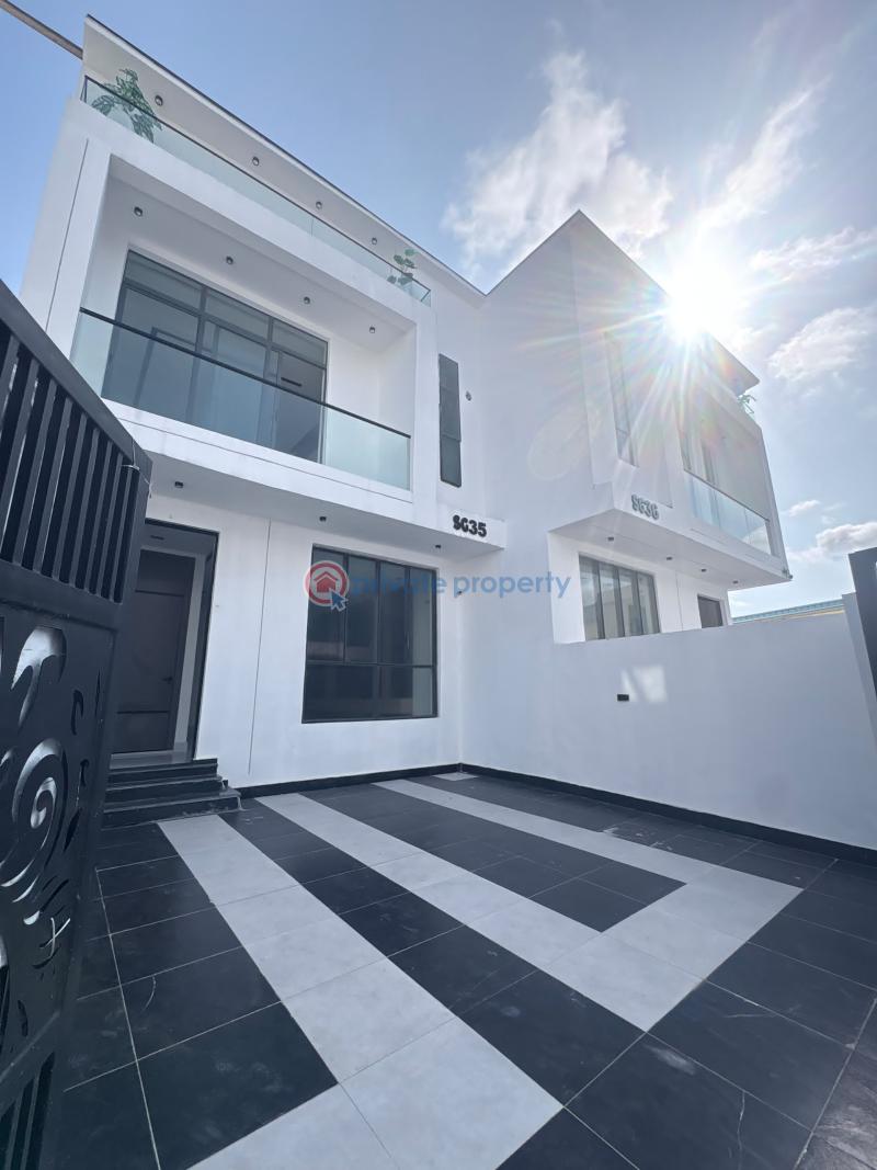4 bedroom Semi detached Duplex For Sale Chevron Drive Lekki Lagos - 4