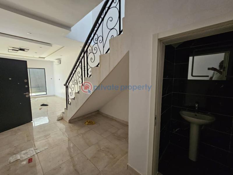 4 bedroom Terraced Duplex For Rent Banana Island Ikoyi Lagos - 3