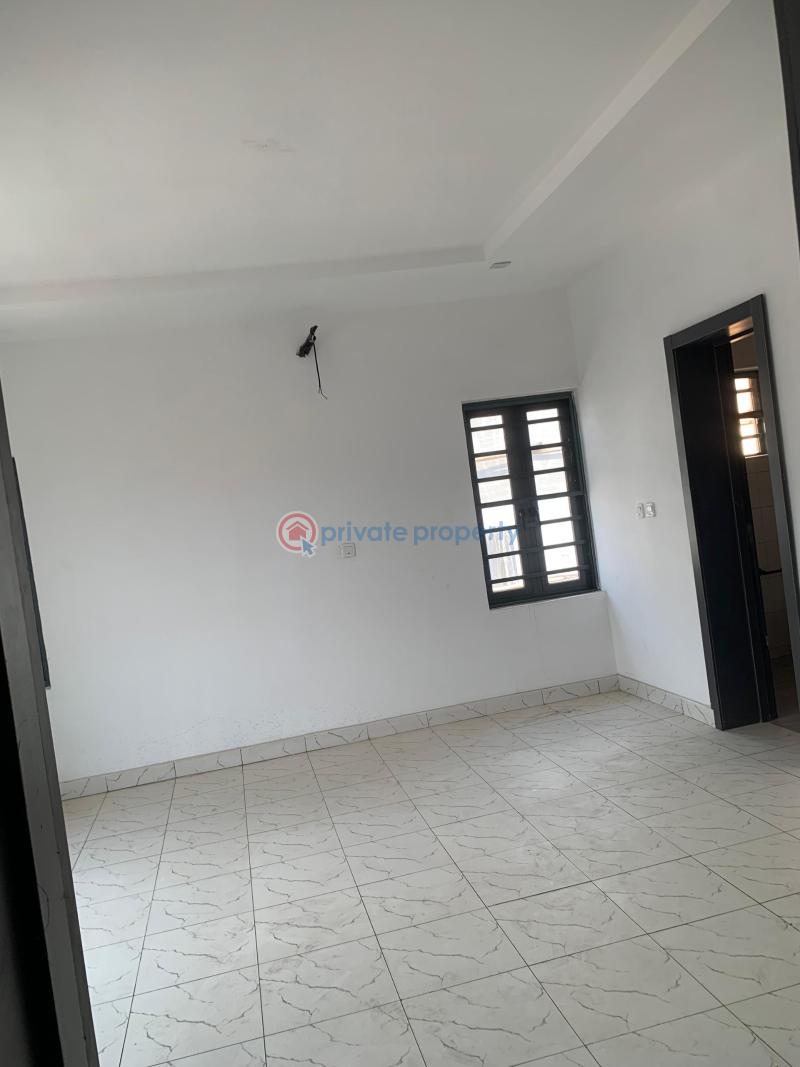4 bedroom Terrace For Sale Off Amore, Toyin Street Ikeja Lagos - 9