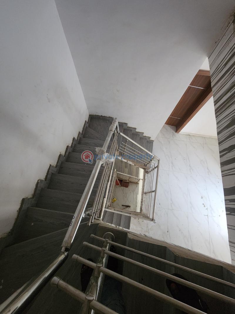 4 bedroom Terraced Duplex For Sale No. 3 Ntc Road, Iyaganku Estate (gra), Ibadan, Oyo Ibadan Oyo - 40
