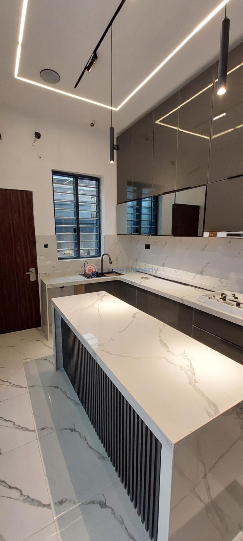 4 bedroom Terraced Duplex For Sale Osapa London Lekki Lagos - 6