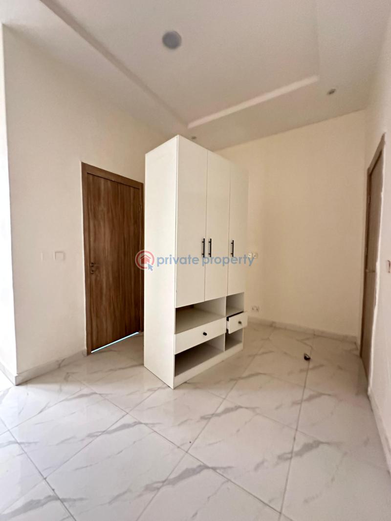 4 bedroom House For Sale Ikota Lekki Lagos - 4