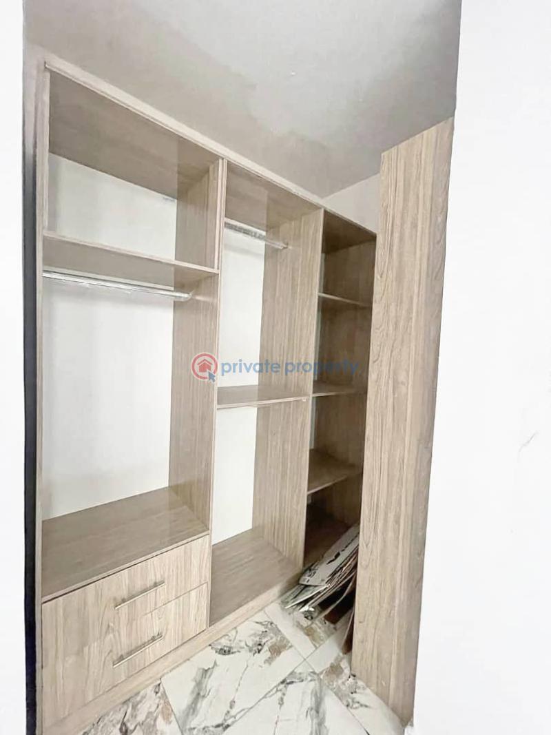 Brand new 4 bedroom terrace duplex for sale. - 9 4 bedroom Terraced Duplex For Sale Osapa London Lekki Lagos - 9