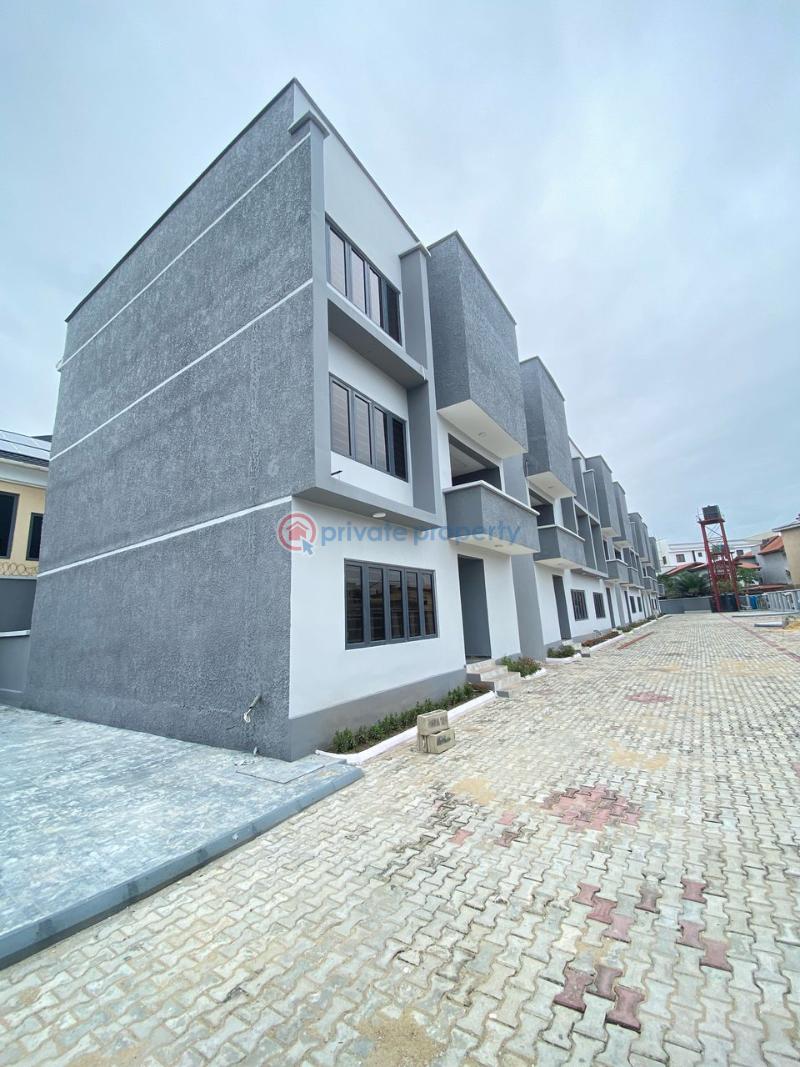 4 bedroom Terraced Duplex For Sale Ologolo Lekki Lagos - 1