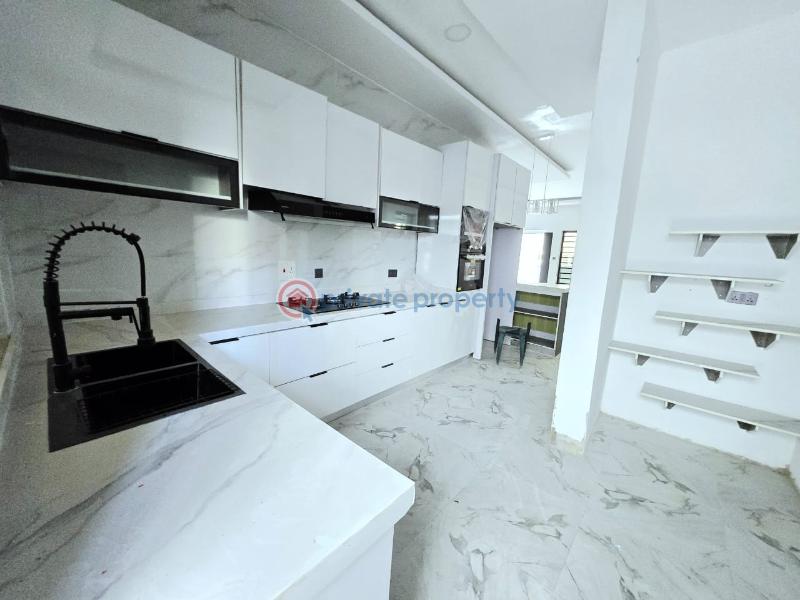 4 bedroom Terraced Duplex For Sale Osapa London Lekki Lagos - 15