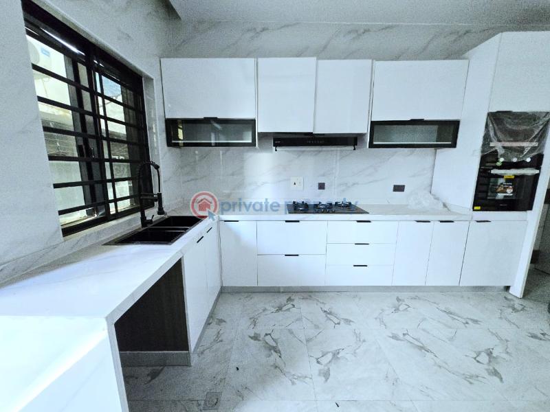 4 bedroom Terraced Duplex For Sale Osapa London Lekki Lagos - 14