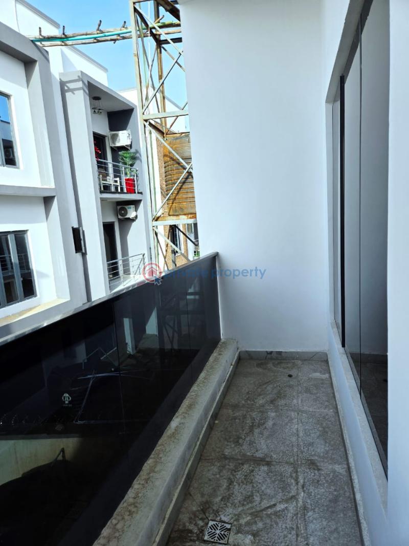 4 bedroom Terraced Duplex For Sale Osapa London Lekki Lagos - 10