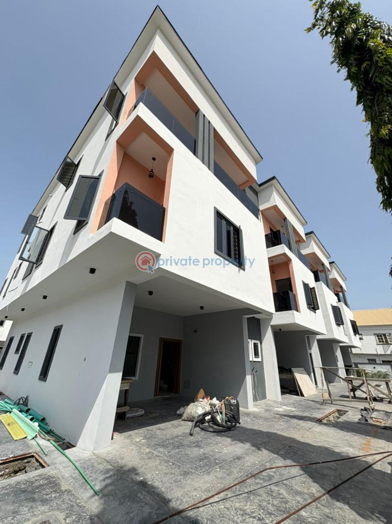 4 bedroom Terrace For Rent Ologolo Lekki Lagos - 0