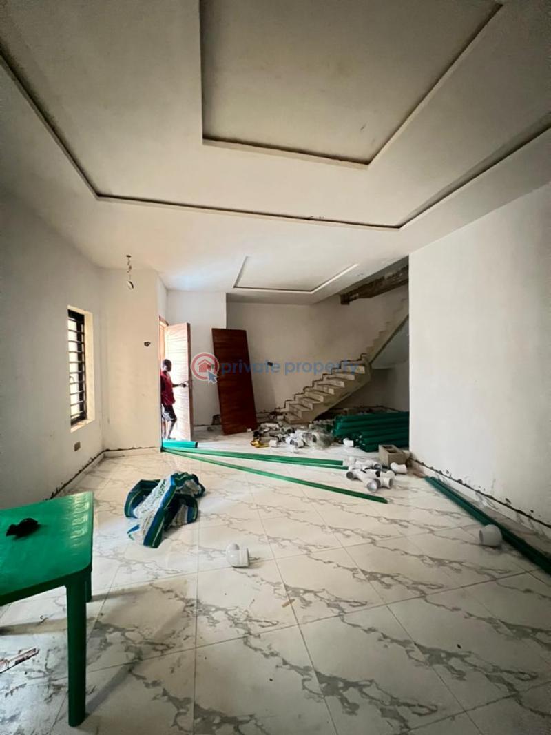 Brand new 4 bedroom terrace duplex with a bq - 1 4 bedroom Terraced Duplex For Sale Lekki Phase 1 Lagos - 1