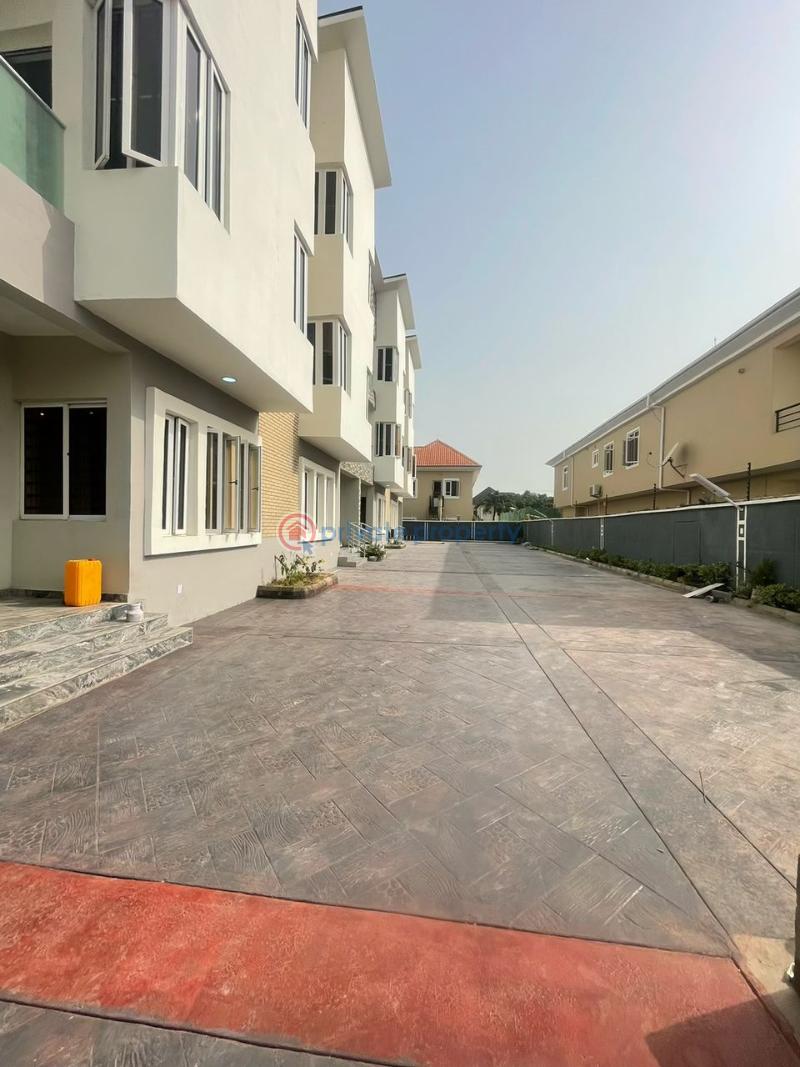 4 bedroom Terraced Duplex For Rent Lekki Phase 1 Lagos - 3