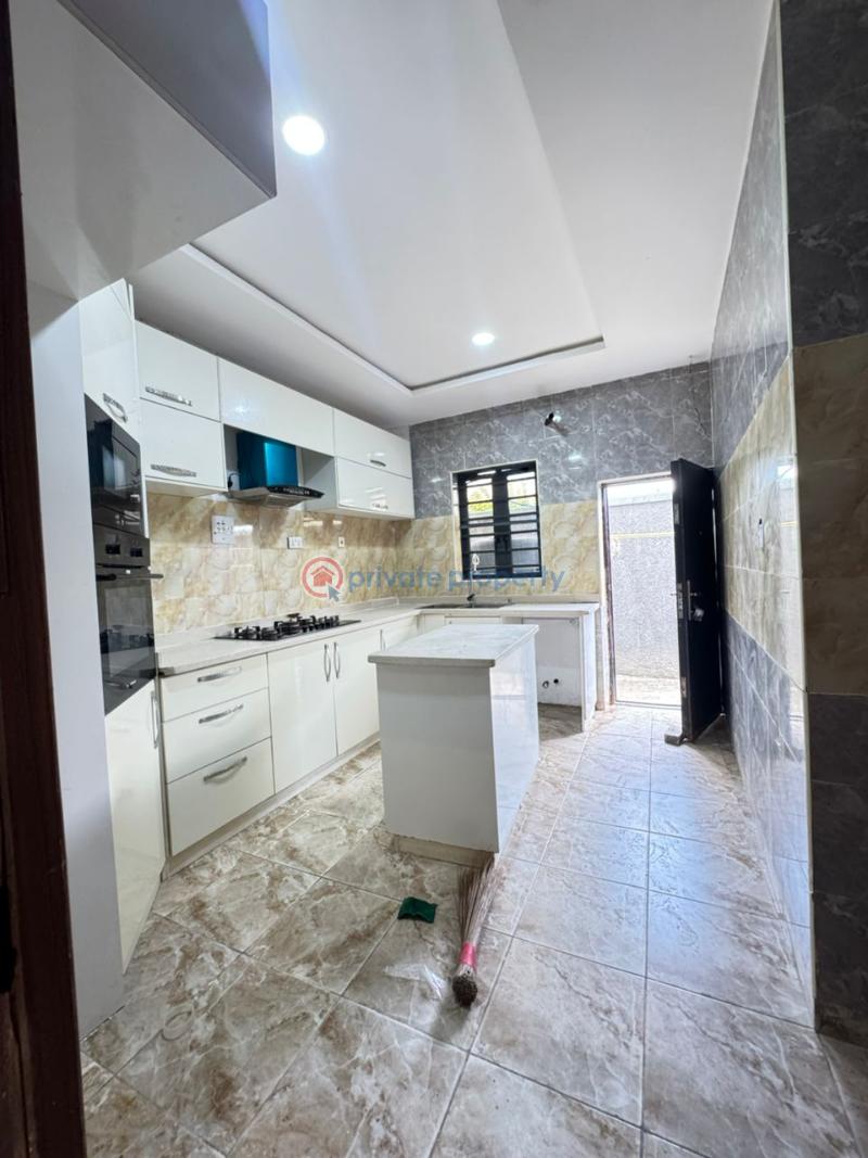 4 bedroom Terraced Duplex For Rent Victoria Crest Estate Orchid Lekki Lagos - 14