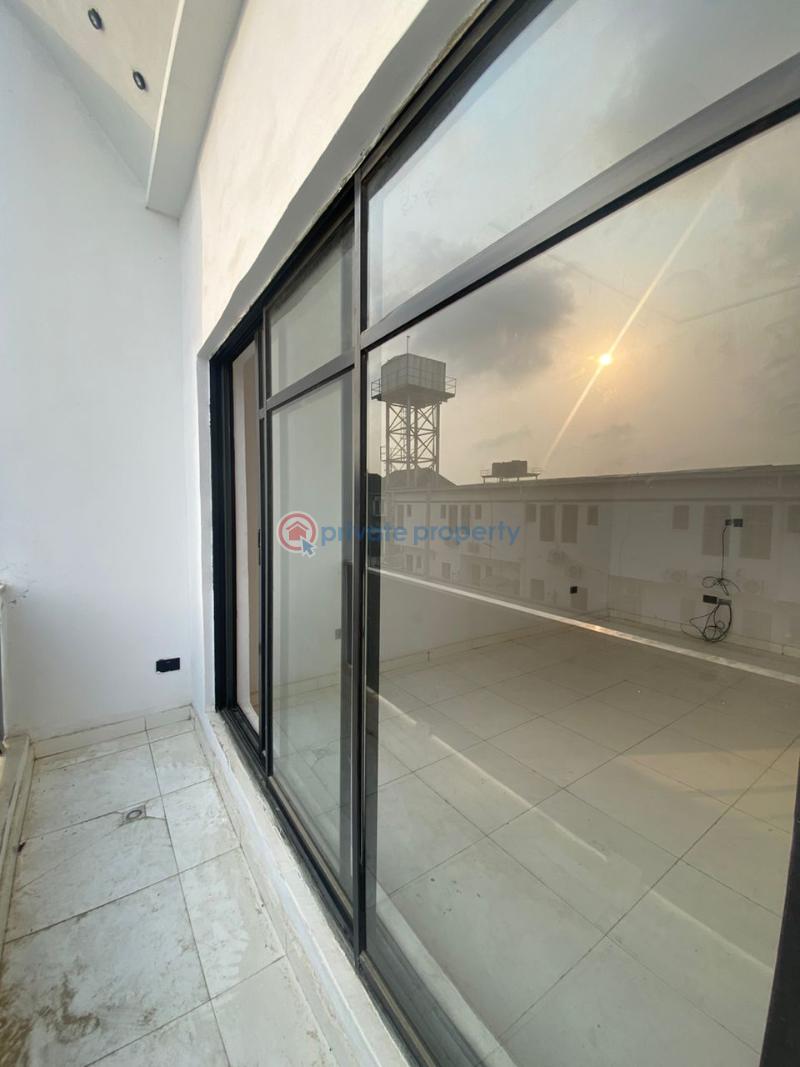 4 bedroom Terraced Duplex For Sale In An Estate Ikota Lekki Lagos - 27