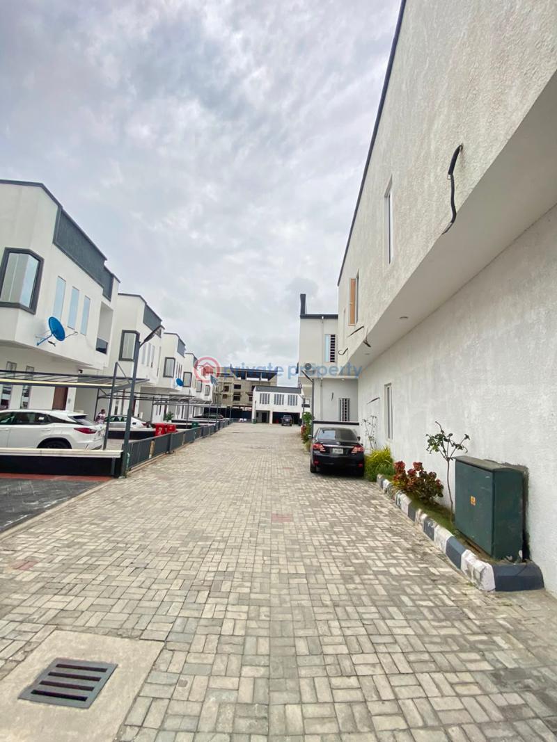 4 bedroom Terraced Duplex For Sale Ikota Lekki Lagos - 3