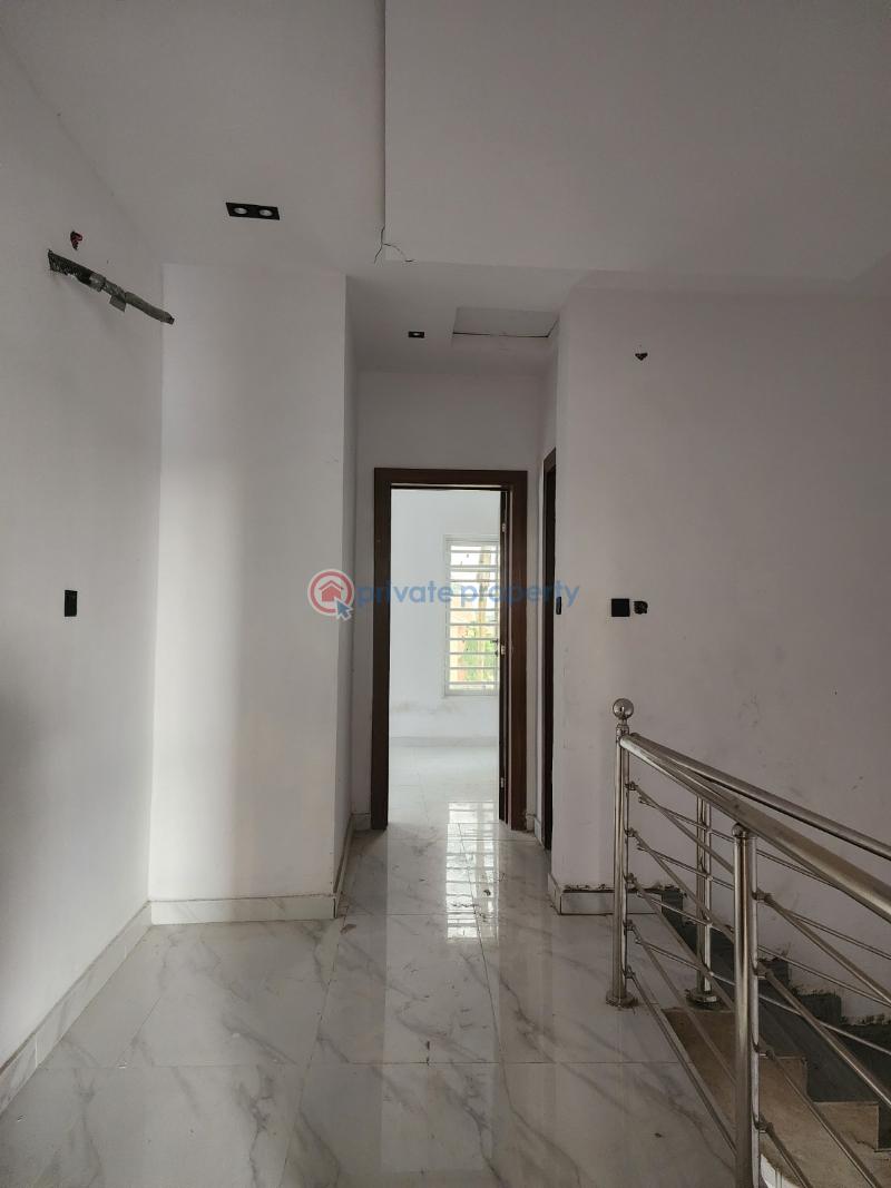 4 bedroom Terraced Duplex For Sale No. 3 Ntc Road, Iyaganku Estate (gra), Ibadan, Oyo Ibadan Oyo - 39