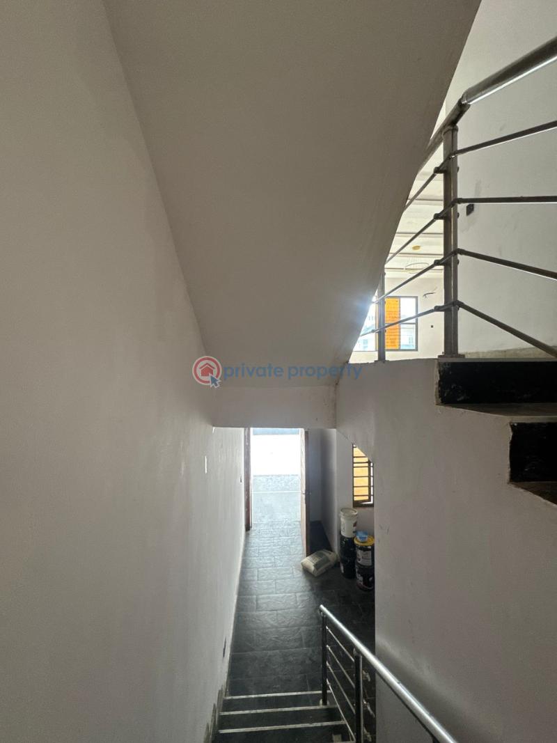 Brand new 4 bedroom terrace with allocated parking space - 9 4 bedroom Terrace For Sale Ilasan Lekki Lagos - 9