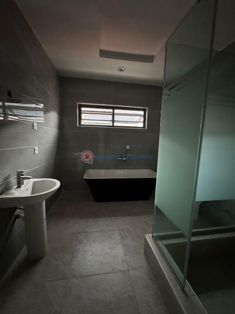 4 bedroom Terrace For Sale Lekki Lagos - 17