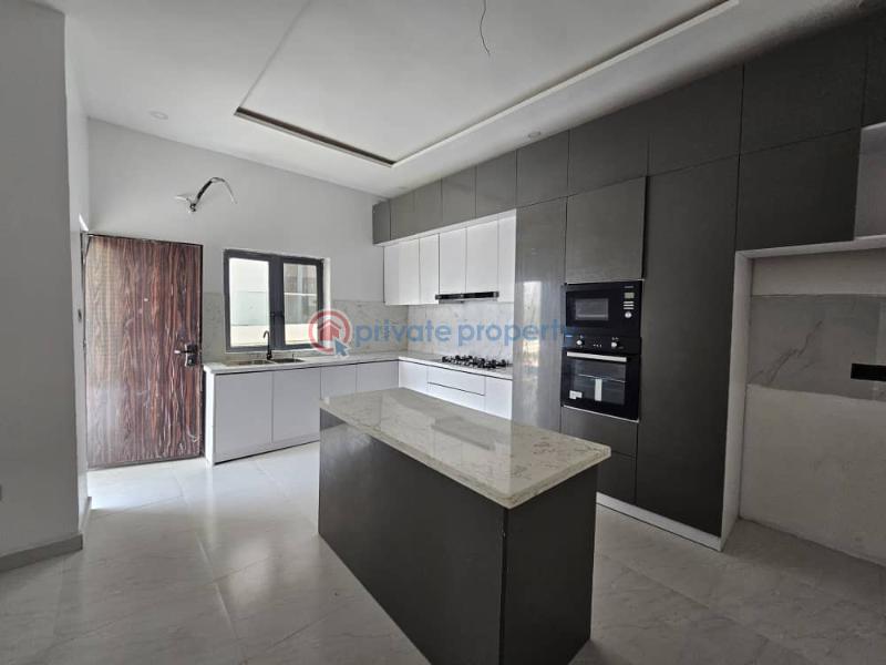 Brand new 4 bedroom waterfront fully serviced terrace duplex with bq, swimming pool, gym - 1 4 bedroom Terraced Duplex For Rent Banana Island Ikoyi Lagos - 1