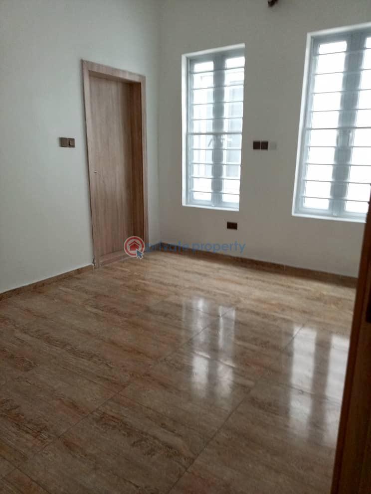 4 bedroom Duplex For Rent Secured Estate In Ologolo Ologolo Lekki Lagos - 4