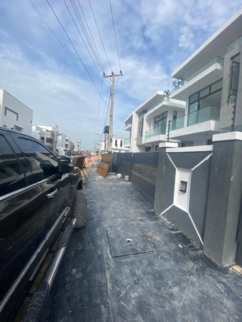 4 bedroom Semi detached Duplex For Sale Ikota Lekki Lagos - 2