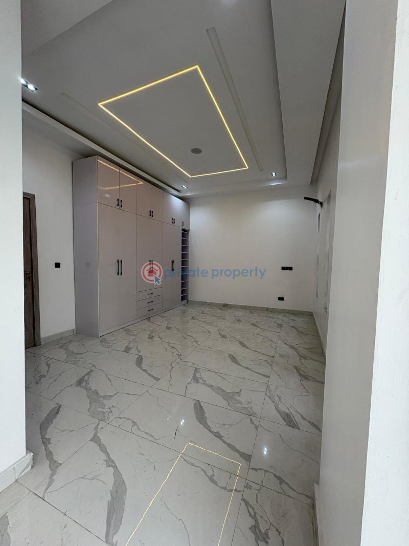 4 bedroom Semi detached Duplex For Sale Chevron, Chevron Drive Lekki Lagos - 2