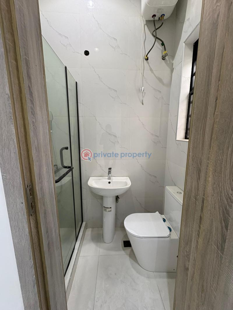 4 bedroom Semi detached Duplex For Sale Chevron, Chevron Drive Lekki Lagos - 14