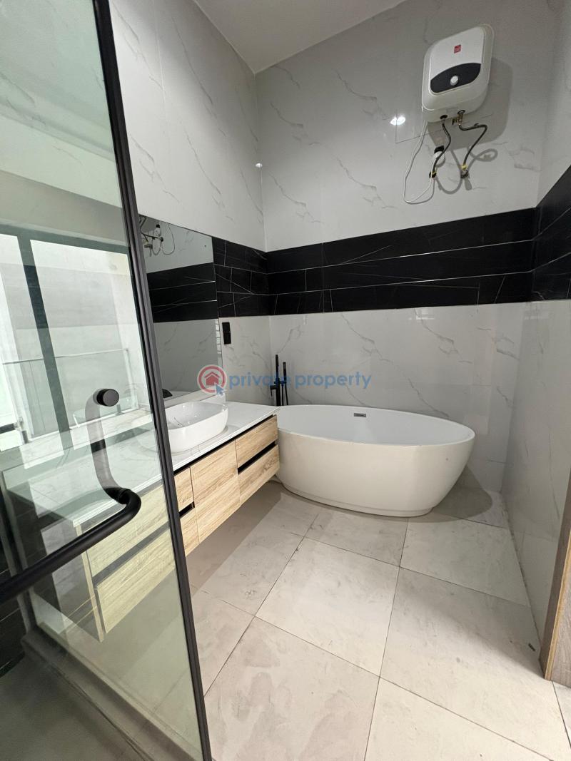 4 bedroom Semi detached Duplex For Sale Chevron, Chevron Drive Lekki Lagos - 8